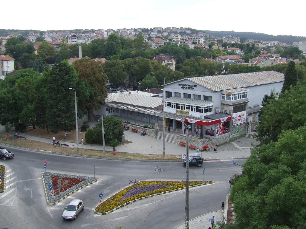 Asparuhov Guest Rooms And Apartments Warna Exterior foto