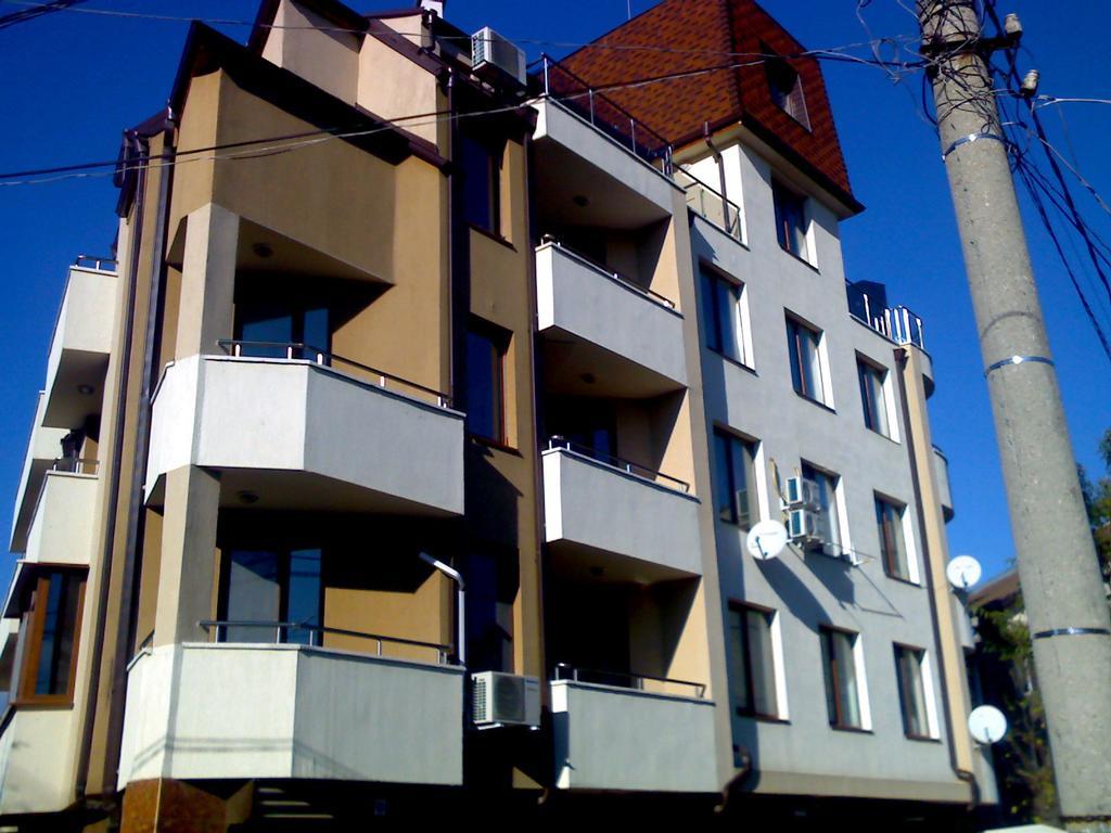 Asparuhov Guest Rooms And Apartments Warna Exterior foto
