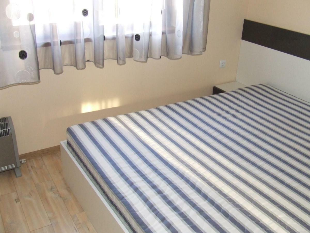 Asparuhov Guest Rooms And Apartments Warna Exterior foto
